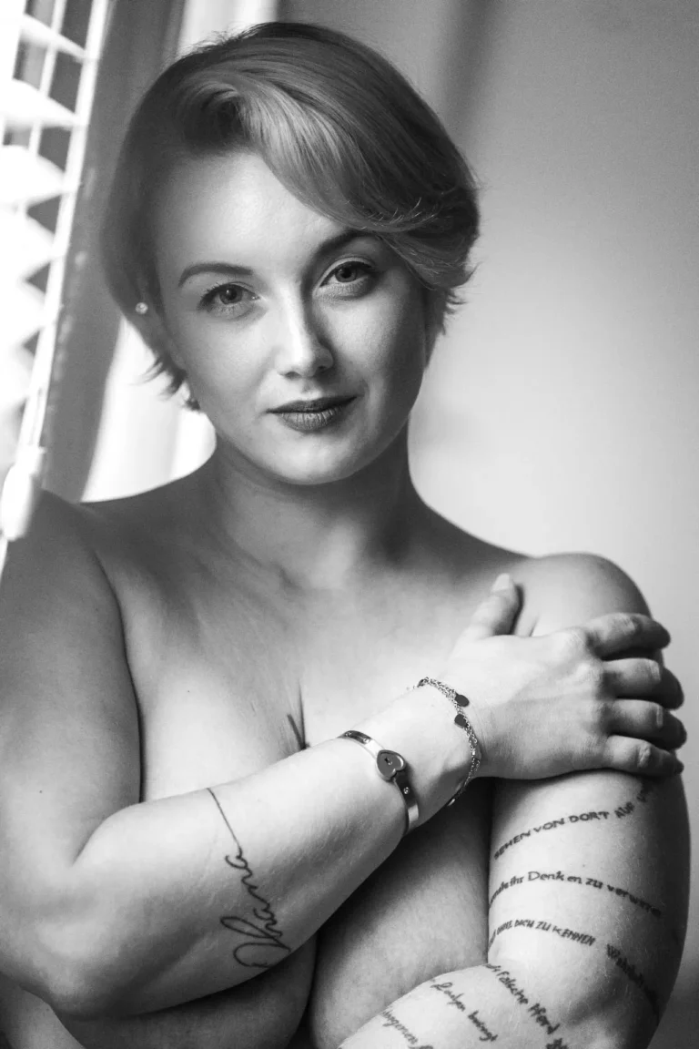 Boudoir und Akt - Eine Frau mit Kurven