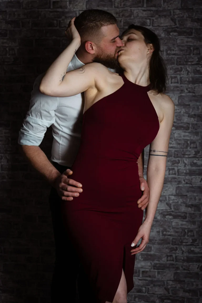 Julia und Kevin - von "James Bond" bis sexy Handwerker